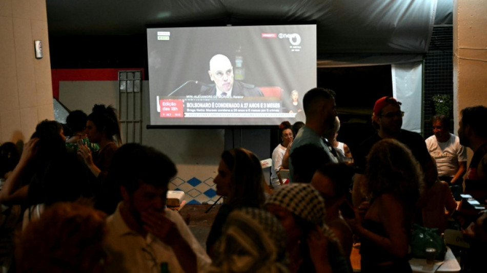 Brésil: Bolsonaro condamné à 27 ans de prison pour tentative de coup d'Etat