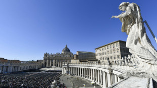 Il Papa, 'garantire diritto di difesa e durata ragionevole processi in Vaticano'