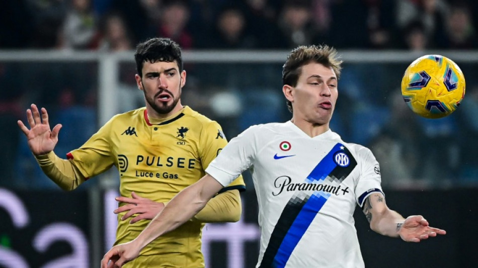 Inter empata com Genoa no Italiano; Napoli trope&ccedil;a em casa