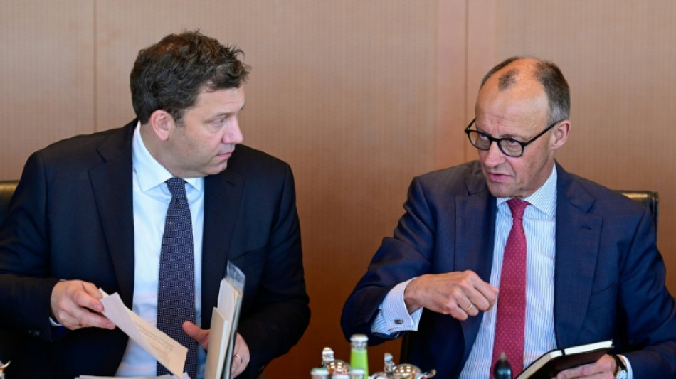 Bundesregierung weiter tief in Umfragekeller - AfD in neuem "Politbarometer" vorn