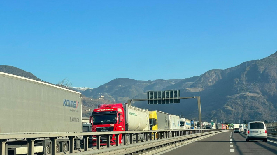 Unatras, imprese univoche, verso il blocco dell'autotrasporto