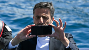 Chama ol&iacute;mpica ante o desafio de 'aquecer os cora&ccedil;&otilde;es' dos franceses