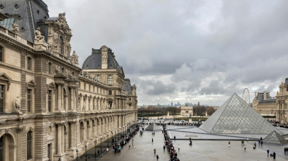 Louvre aumentar&aacute; em 45% pre&ccedil;o do ingresso para visitantes extraeuropeus