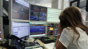 Borsa: l'Europa piatta aspetta i dati Usa, Milano sulla parità