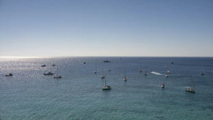 Turquía ayuda a evacuar a activistas de la flotilla para Gaza tras una avería en un barco