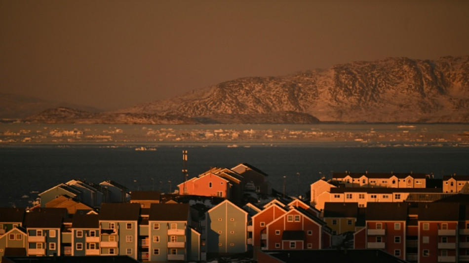 El rey de Dinamarca visita Groenlandia para expresar su apoyo