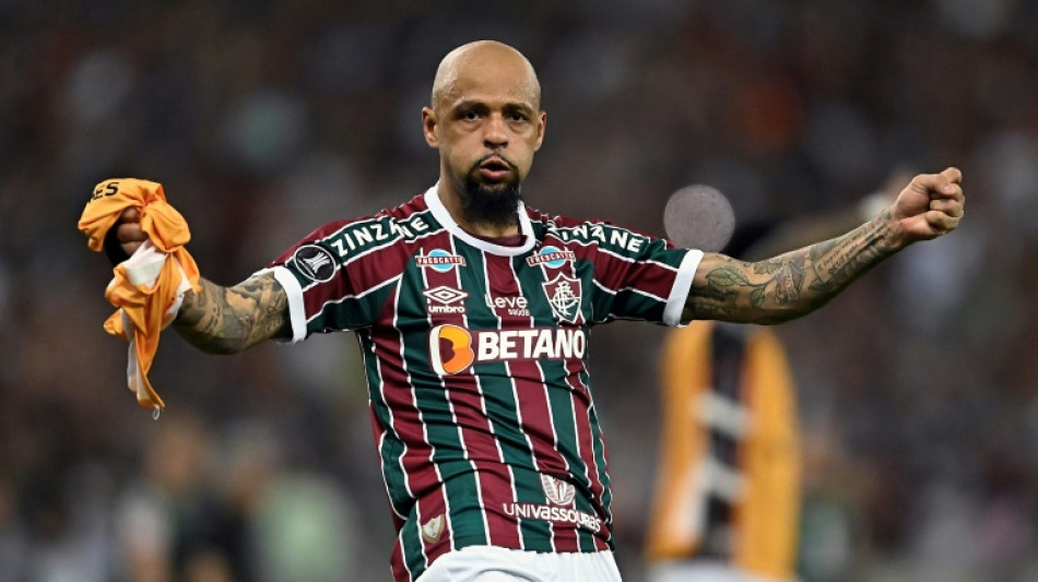 Felipe Melo otimista contra o City: 'Parecia imposs&iacute;vel vencer a Libertadores e vencemos'