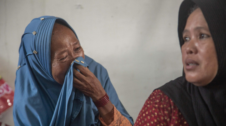 'Nessun segno vita sotto macerie scuola crollata a Giava'