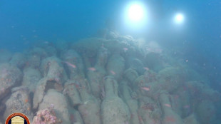 Mergulhadores italianos encontram restos de um navio romano com centenas de &acirc;nforas