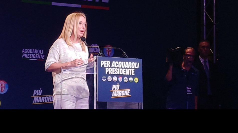 Meloni, il Conte Mascetti sarebbe fiero del Conte del M5s