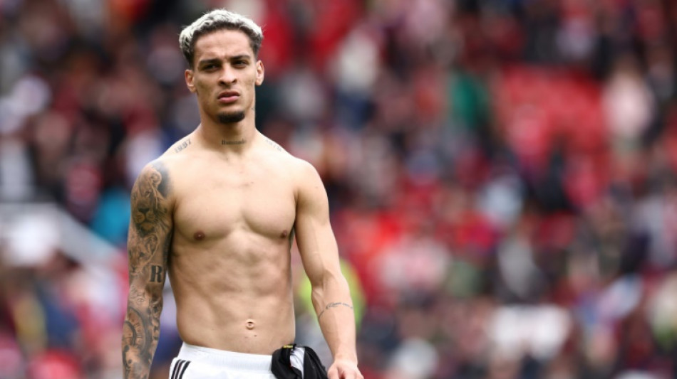 Com problemas dentro e fora de campo, United recebe Brighton no Ingl&ecirc;s