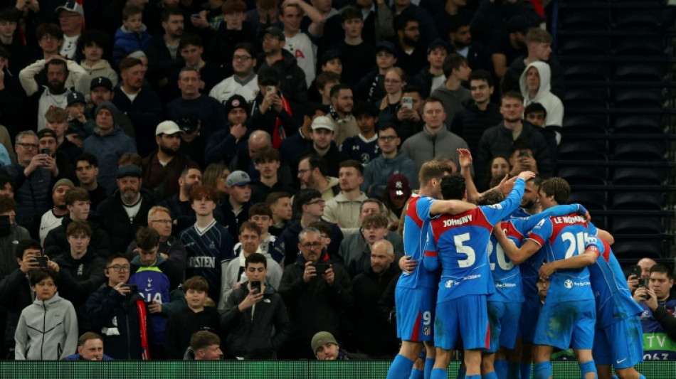 Atl&eacute;tico de Madrid perde para Tottenham (3-2), mas vai enfrentar Bar&ccedil;a nas quartas da Champions