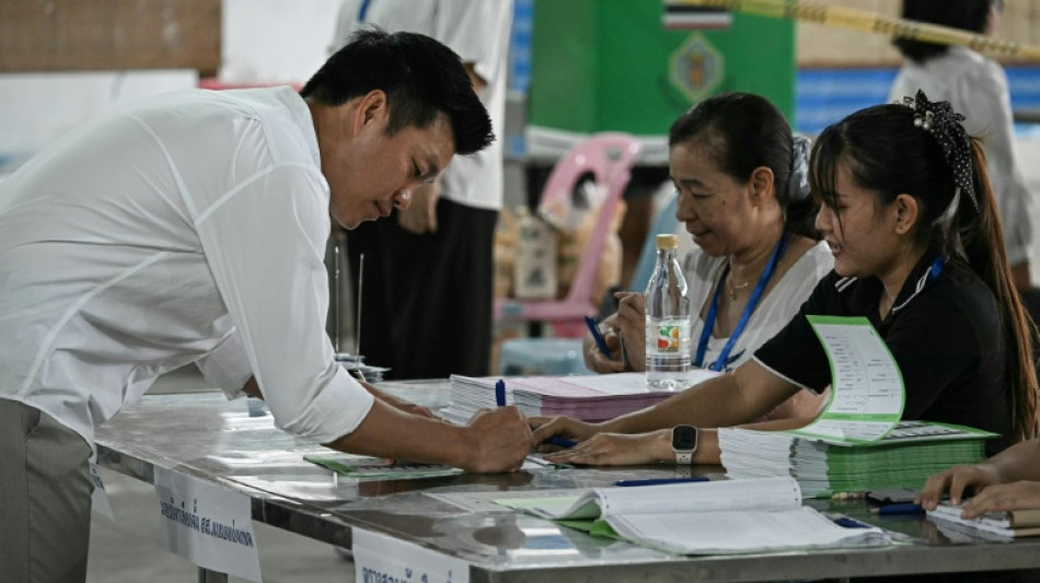 L&eacute;gislatives: les Tha&iuml;landais aux urnes apr&egrave;s une p&eacute;riode d'instabilit&eacute;
