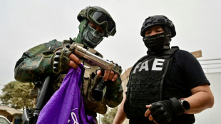 Manifestantes rechazan los planes de construcci&oacute;n de una c&aacute;rcel en la Amazon&iacute;a de Ecuador