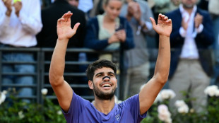 Alcaraz estreia em Roland Garros contra Nishikori; Jo&atilde;o Fonseca enfrenta Hurkacz