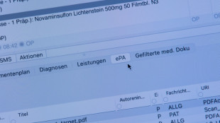 Umfrage: Elektronische Patientenakte findet wenig Anklang - Forderungen an Politik