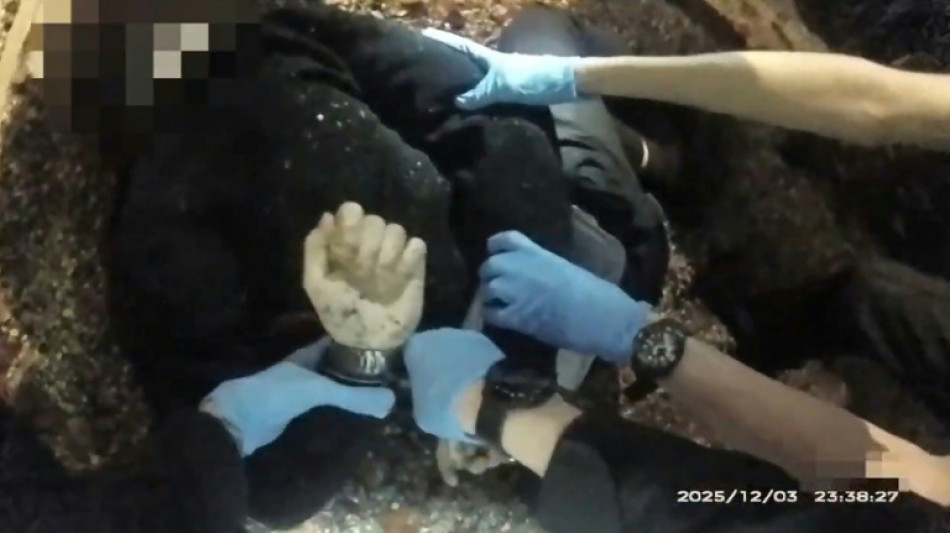 "I can't breathe": Video von Polizeieinsatz mit sterbendem Studenten emp&ouml;rt Briten