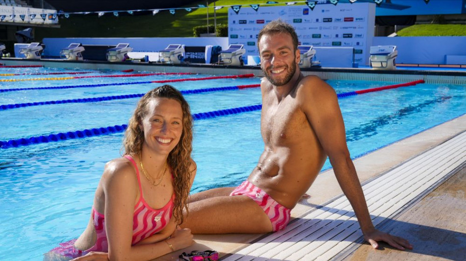 Nuoto: Arena con Keep a Breast Foundation per tumore al seno
