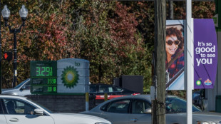 El grupo petrolero brit&aacute;nico BP cae en bolsa tras anunciar su salida del ruso Rosneft