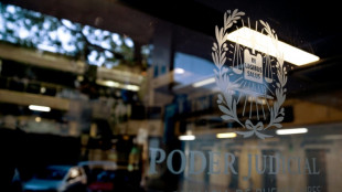 Maradona 'esteve em agonia' antes de morrer, dizem médicos que fizeram autópsia