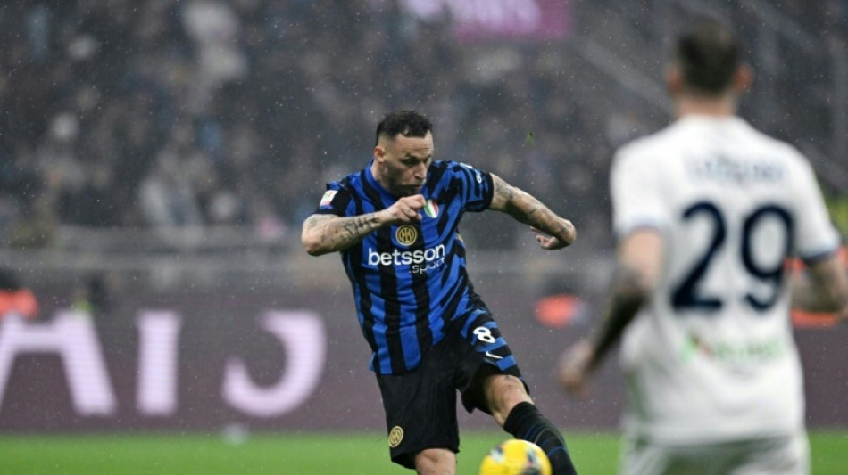 Inter de Mil&atilde;o vence Lazio (2-0) e vai &agrave;s semifinais da Copa da It&aacute;lia