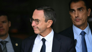 Le PS exige des garanties sur la suspension de la réforme des retraites au coeur des ultimes négociations 