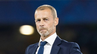 'O futebol n&atilde;o precisa de imperadores', diz presidente da Uefa sobre Infantino