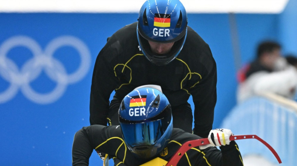 Ausrufezeichen des Fahnentr&auml;gers: Friedrich f&uuml;hrt nach Lauf eins