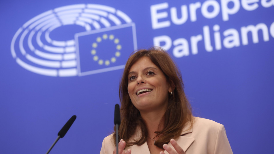 L'Eurocamera approva l'immunità a Ilaria Salis