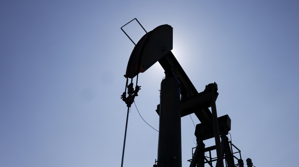 Gas e petrolio in rialzo, il Brent a 108 dollari