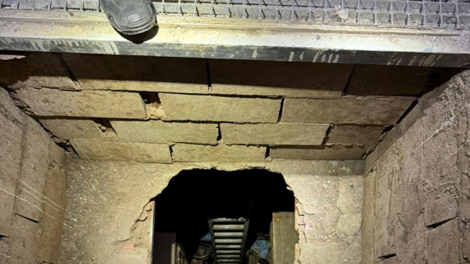 La Guardia Civil espa&ntilde;ola encuentra un t&uacute;nel entre Marruecos y el enclave de Ceuta