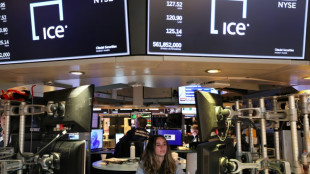 Wall Street termine en ordre dispers&eacute;, une s&eacute;ance volatile &agrave; cause de l'Ukraine