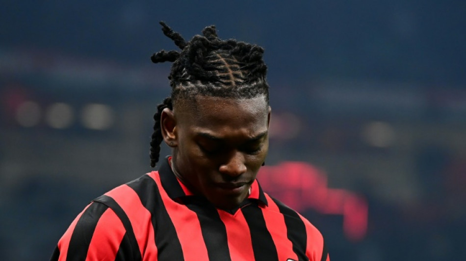 Rafael Le&atilde;o sofre les&atilde;o muscular e vira desfalque para o Milan