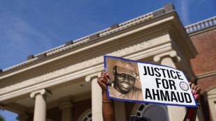 Tres hombres blancos condenados en EEUU por cr&iacute;menes de odio por asesinato de corredor negro