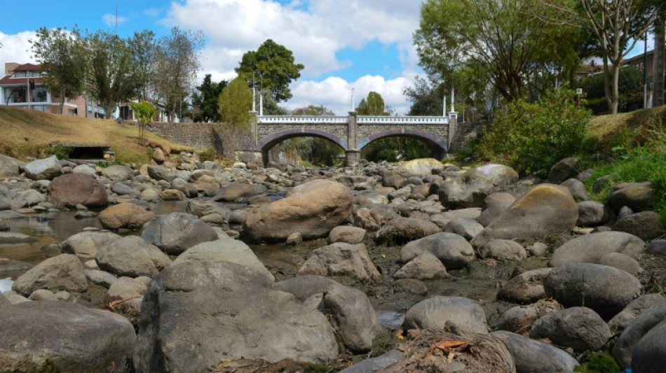 Ecuador aumenta de ocho a 14 horas diarias los apagones por la grave sequ&iacute;a