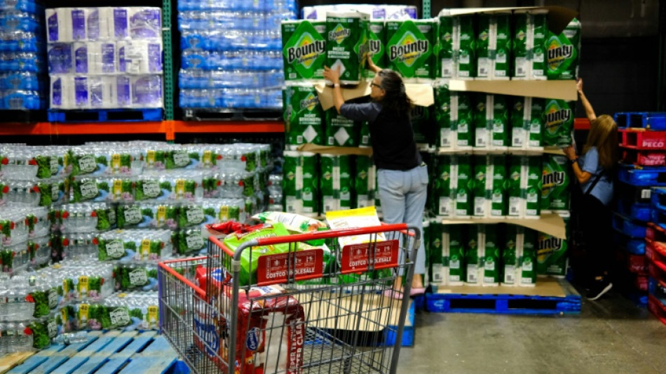 US Fed's preferred inflation gauge rises, with more cost pressures expected