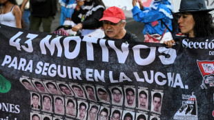 Detienen a una exjueza mexicana por la desaparici&oacute;n de los 43 estudiantes de Ayotzinapa