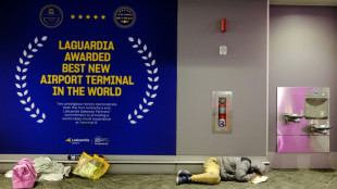 C&acirc;mara dos EUA vota por fim do 'shutdown' mais longo da hist&oacute;ria