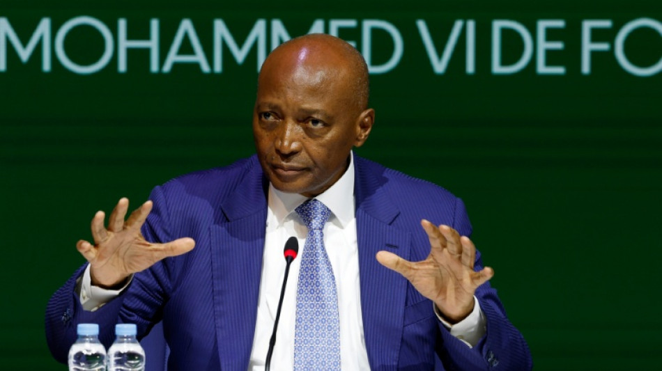 Presidente da CAF recha&ccedil;a acusa&ccedil;&otilde;es de corrup&ccedil;&atilde;o feitas pelo Senegal