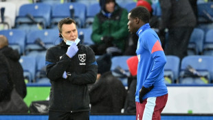 West Ham: Zouma forfait avec West Ham contre Leicester apr&egrave;s "s'&ecirc;tre senti mal &agrave; l'&eacute;chauffement" 