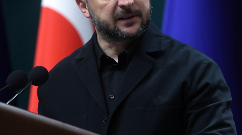 Media, Zelensky ha incontrato i generali americani