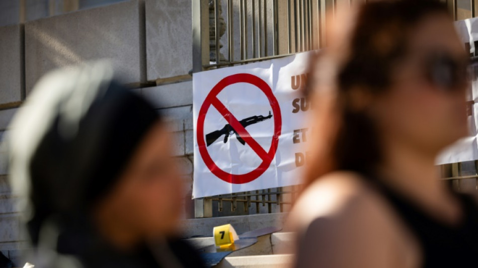 Un adolescente de 15 a&ntilde;os, apu&ntilde;alado 50 veces y quemado vivo en Francia