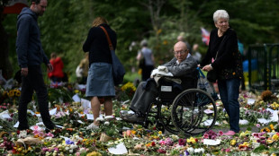 Aufr&auml;umarbeiten nach Trauerfeier f&uuml;r die Queen in Gro&szlig;britannien