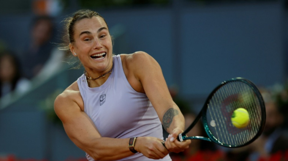 Sabalenka e Swiatek vencem e avan&ccedil;am no WTA 1000 de Madri