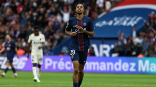 PSG vence Lens antes de estreia na Champions; irm&atilde;o de Mbapp&eacute; marca em vit&oacute;ria do Lille
