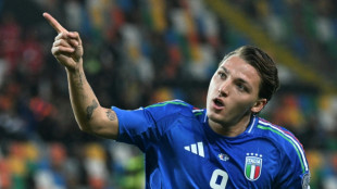 Itália vence Israel (3-0) em ambiente tenso e garante pelo menos repescagem para Copa de 2026