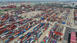 Trump dice que EEUU quiere "ayudar a China, no perjudicarla" 