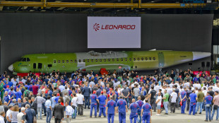 Leonardo: 'Non ridurremo siti e occupazione nell'aeronautica'