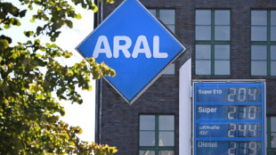 Gazole : Macron appelle le G7 &agrave; agir de mani&egrave;re concert&eacute;e, sans restriction des exportations