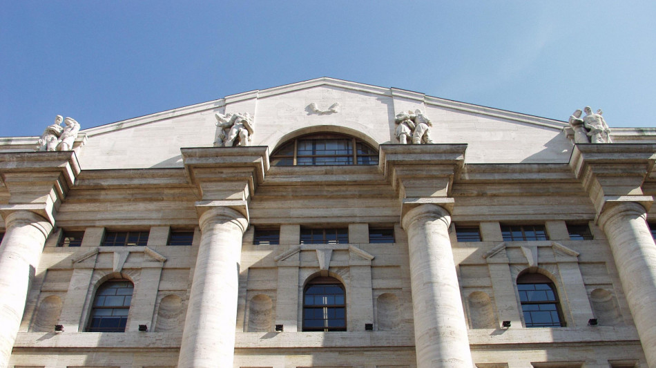 Borsa: Milano apre in rialzo (+0,68%)